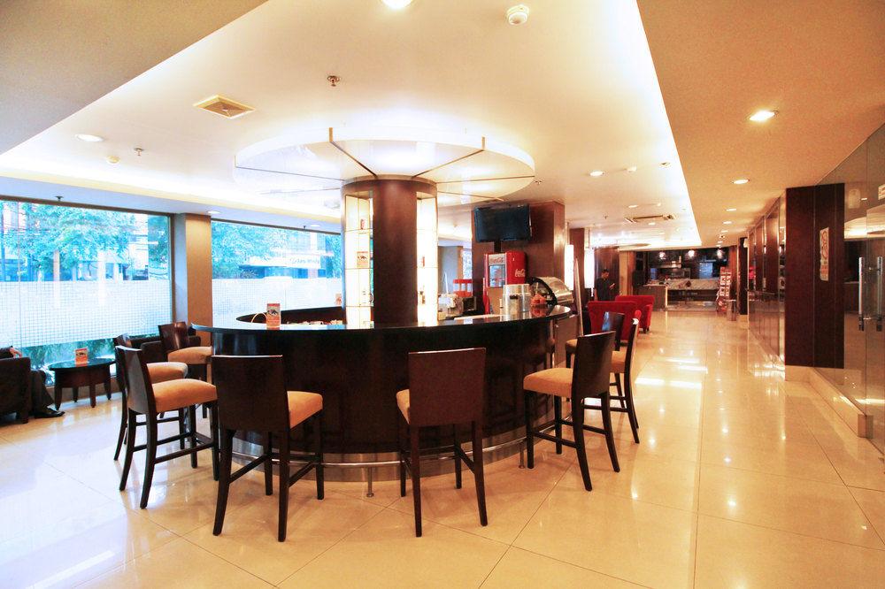 Collection O 7 Hotel Melawai Джакарта Экстерьер фото