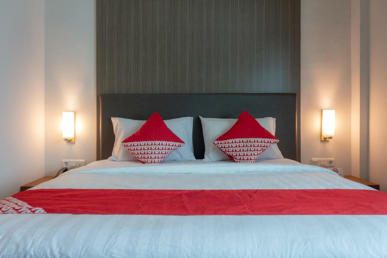 Collection O 7 Hotel Melawai Джакарта Экстерьер фото