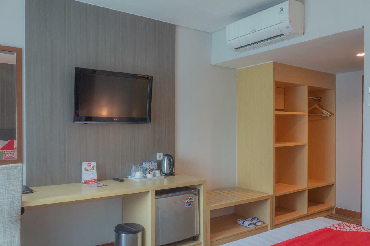 Collection O 7 Hotel Melawai Джакарта Экстерьер фото