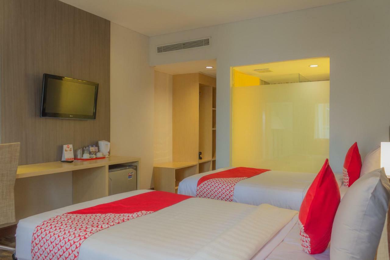 Collection O 7 Hotel Melawai Джакарта Экстерьер фото